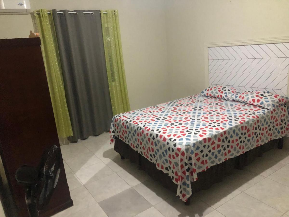 Apartmentswestvillage 2Bedroom Montego Bay Ngoại thất bức ảnh